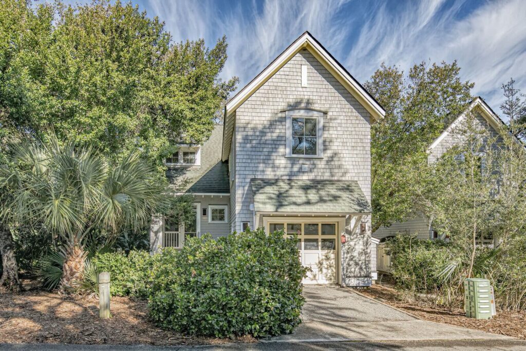 A Bald Head Island vacation rental to stay at during a romantic Valentine's day getaway to North Carolina.