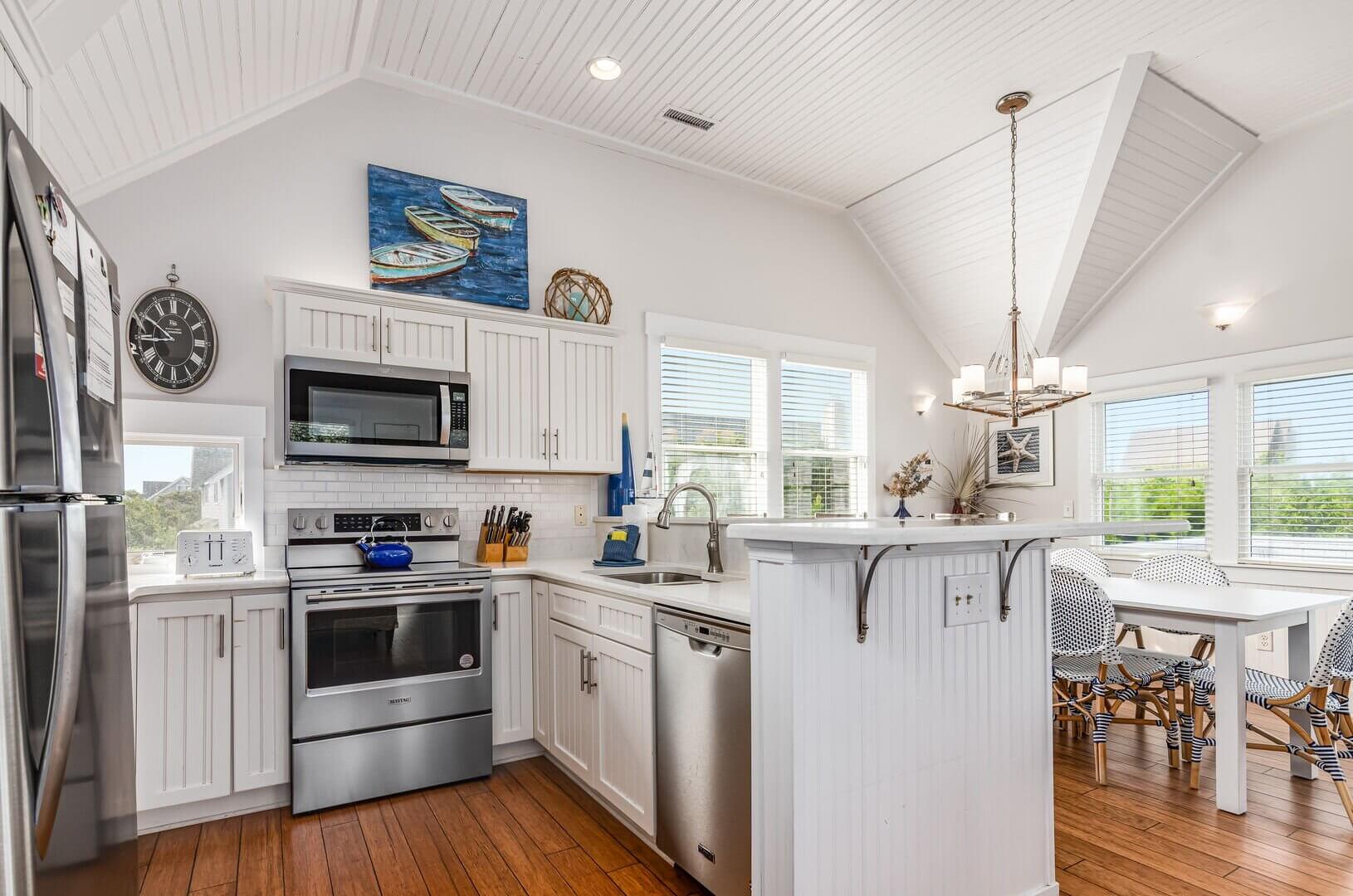 The kitchen of a Bald Head Island rental to make North Carolina recipes in.